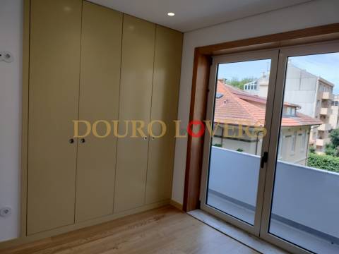 Apartamento T3 para venda na Foz - Porto
