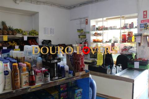 Espaço Comercial em Santa Marinha, Vila Nova de Gaia, Porto