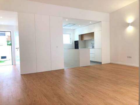 Moradia T3 Terrea, Vila Chã, Vila do Conde