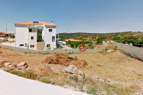 Lote de Terreno para venda em Miranda do Douro - Bragança