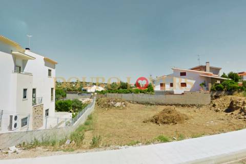 Lote de Terreno para venda em Miranda do Douro - Bragança