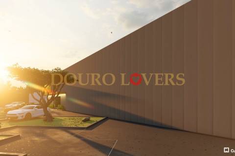 Terreno industrial com projeto aprovado para construção de 2 armazéns na zona Industrial em Serzedo.