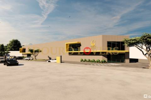 Terreno industrial com projeto aprovado para construção de 2 armazéns na zona Industrial em Serzedo.