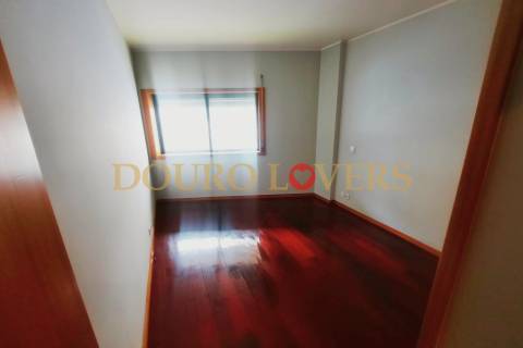 Apartamento T4 para venda na Venda Nova - Gondomar