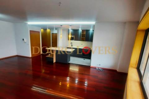 Apartamento T4 para venda na Venda Nova - Gondomar