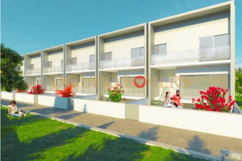 Terreno c/ Projeto Aprovado para Condomínio de 20 Moradias