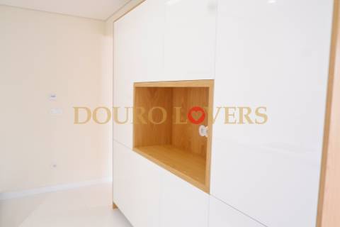 Apartamento T3 em Lordelo do Ouro