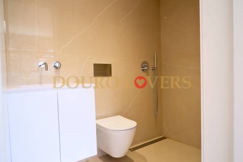 Apartamento T3 em Lordelo do Ouro