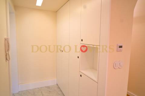 Apartamento T3 em Lordelo do Ouro