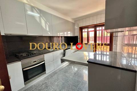 Moradia T4 em Aldoar, Porto