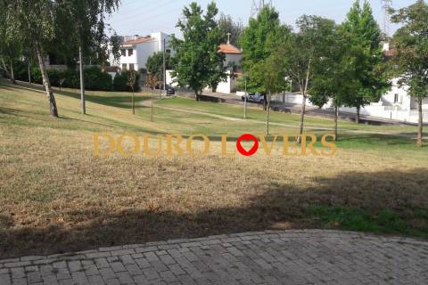 Quinta da Veiga,  casa senhorial antiga inserida em quinta