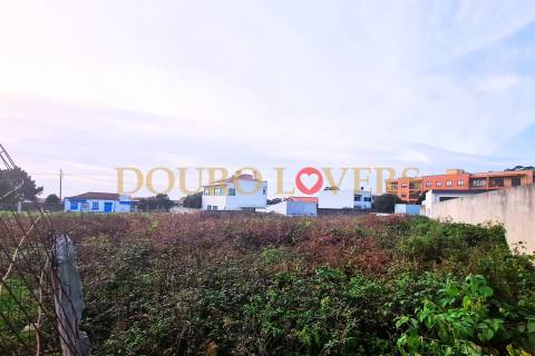 Terreno Urbano com 480m2 - São Félix da Marinha - Vila Nova de Gaia