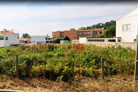 Terreno Urbano com 480m2 - São Félix da Marinha - Vila Nova de Gaia