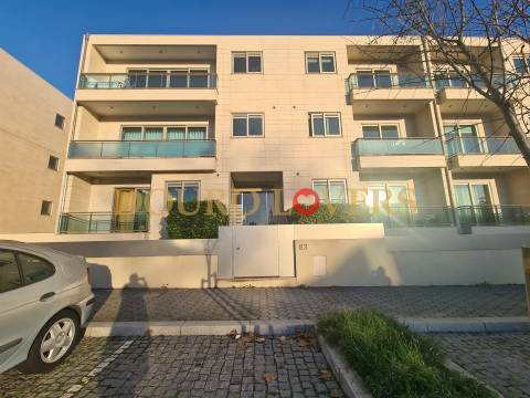 Apartamento T2+1 em Arcozelo, Porto