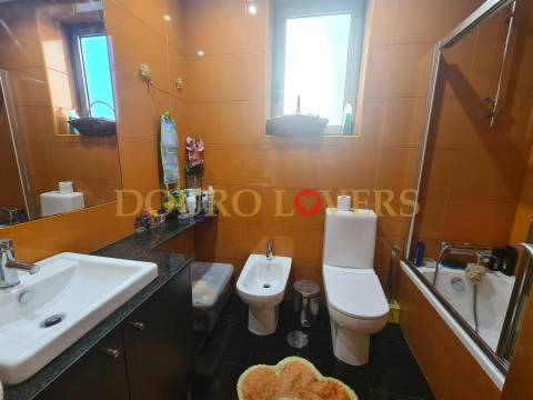 Apartamento T2+1 em Arcozelo, Porto