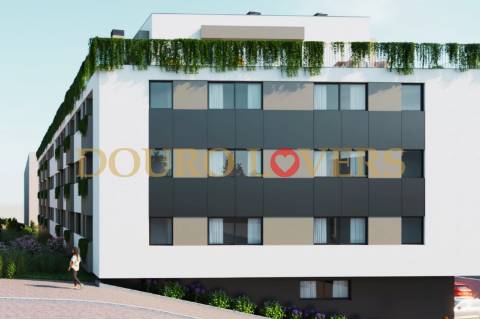 Apartamento T1+1 com varanda, Gondomar