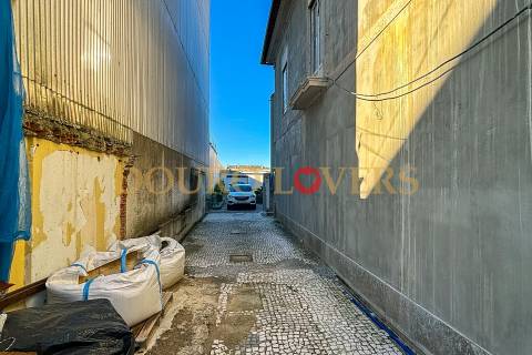 Moradia T5 em São Mamede  de Infesta