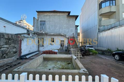 Moradia T5 em São Mamede  de Infesta