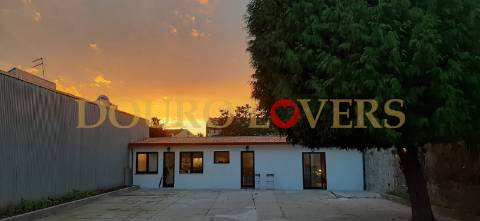 Moradia T5 em São Mamede  de Infesta