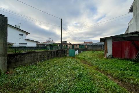 3 Moradias térreas, Santa Cruz do Bispo, Matosinhos