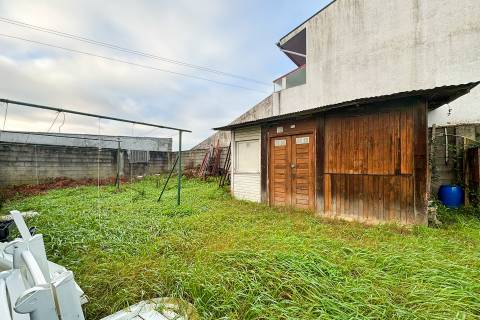 3 Moradias térreas, Santa Cruz do Bispo, Matosinhos