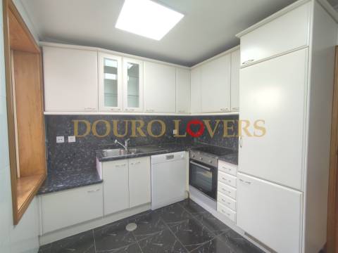 Apartamento T1 mais 1 para Arrendamento no Vyla Penedo em Valadares