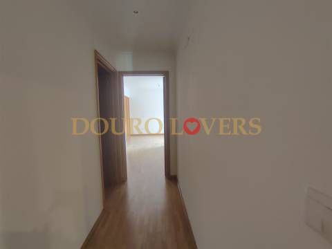 Apartamento T1 mais 1 para Arrendamento no Vyla Penedo em Valadares