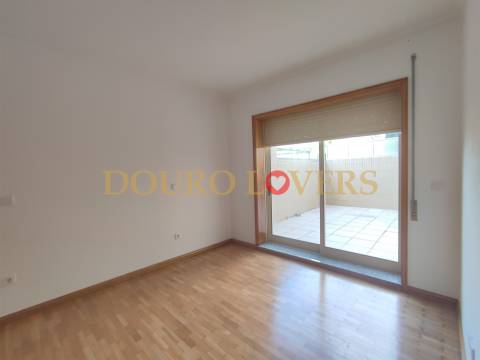 Apartamento T1 mais 1 para Arrendamento no Vyla Penedo em Valadares