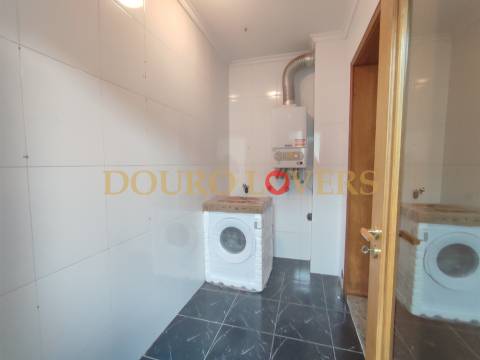 Apartamento T1 mais 1 para Arrendamento no Vyla Penedo em Valadares