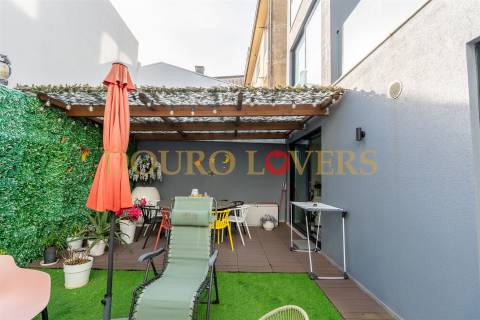 T2+1 Semi-Novo, c/ terraço, Centro Histórico de Leça da Palmeira