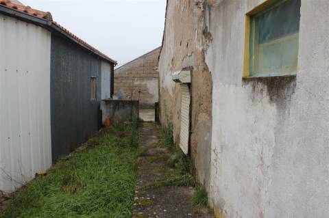 Moradia T3 Venda em Miranda do Douro,Miranda do Douro