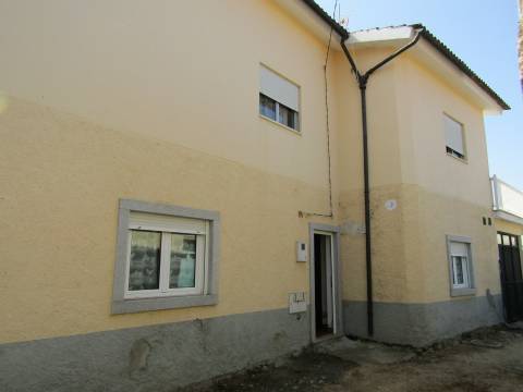 Moradia T3 Venda em Vila Chã de Braciosa,Miranda do Douro