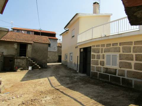Moradia T3 Venda em Vila Chã de Braciosa,Miranda do Douro