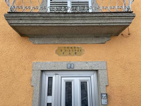 Moradia T6, Urrós, Mogadouro