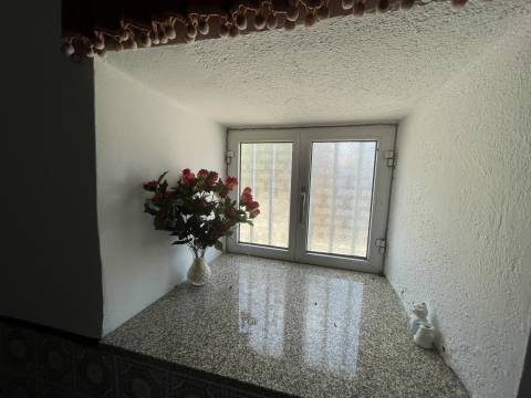 Moradia T6, Urrós, Mogadouro