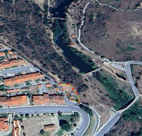 Moradia térrea em Miranda do Douro