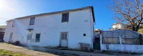 Moradia Isolada T3, S. Martinho de Angueira