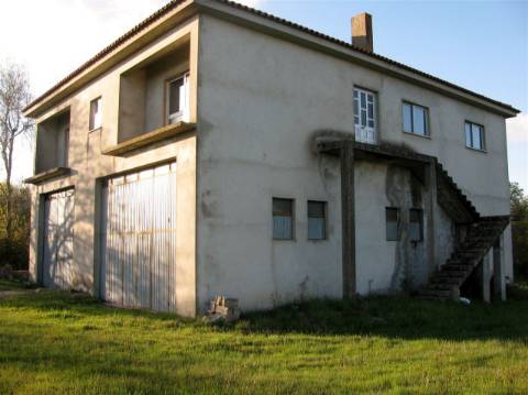 Terreno em Miranda do Douro