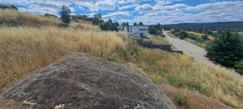 Terreno para construção, Bairro Verde, Miranda do Douro