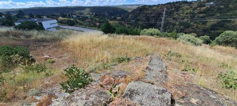 Terreno para construção, Bairro Verde, Miranda do Douro