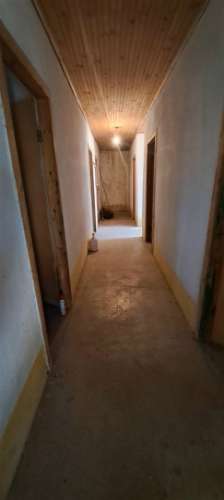 Moradia para restaurar com terreno em S. Martinho de Angueira