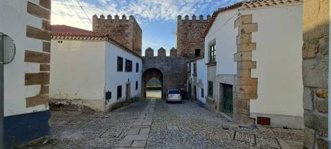 Moradia T3, Miranda do Douro