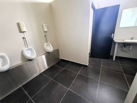 Espaço Comercial, zona industrial de Vimioso