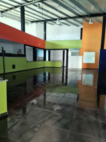 Espaço Comercial, zona industrial de Vimioso