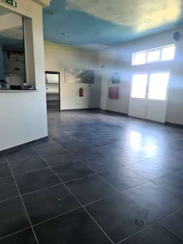 Espaço Comercial, zona industrial de Vimioso