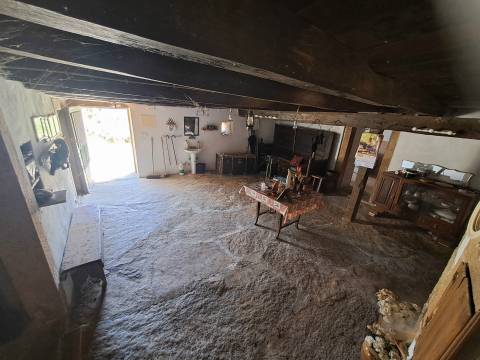 Moradia para restaurar em Vilar Seco, Vimioso