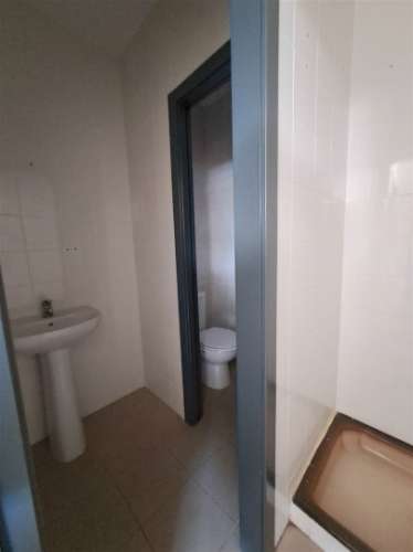 Loja Comercial em Sendim