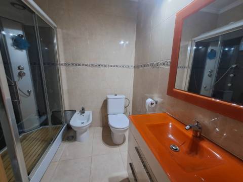 Moradia Geminada T6 Venda em Miranda do Douro,Miranda do Douro