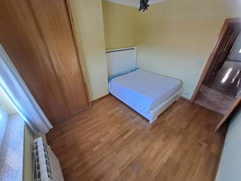 Moradia Geminada T6 Venda em Miranda do Douro,Miranda do Douro