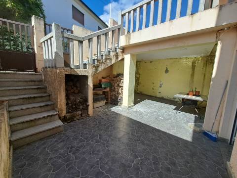 Moradia Geminada T6 Venda em Miranda do Douro,Miranda do Douro